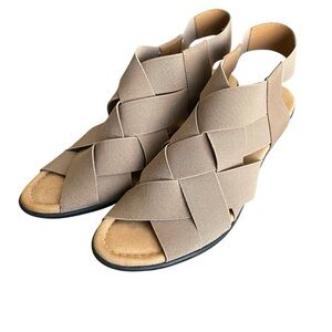 Comfortiva Tan Woven Women's Sandals Size 10M